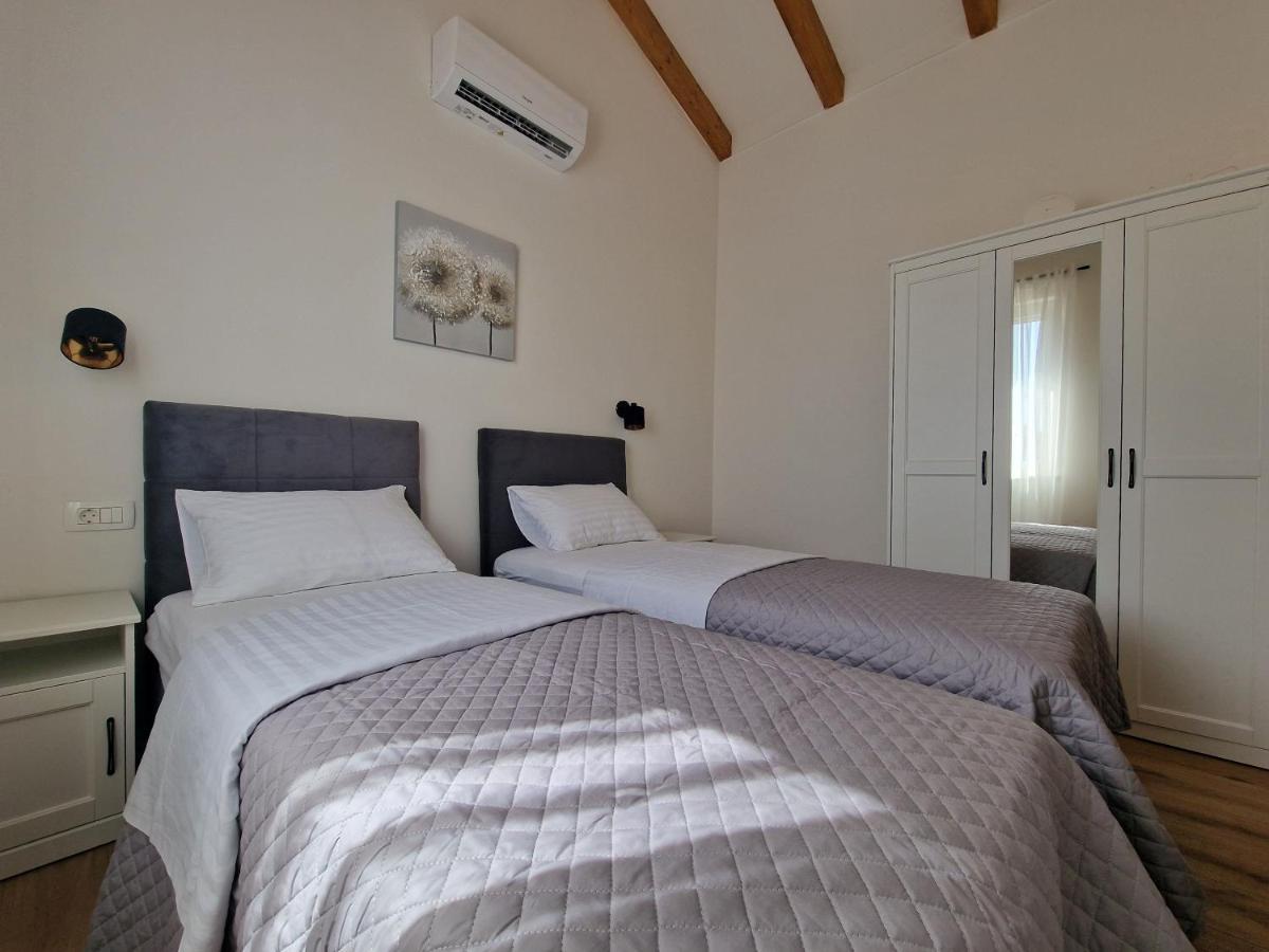 Apartments Miamare プリモシュテン エクステリア 写真