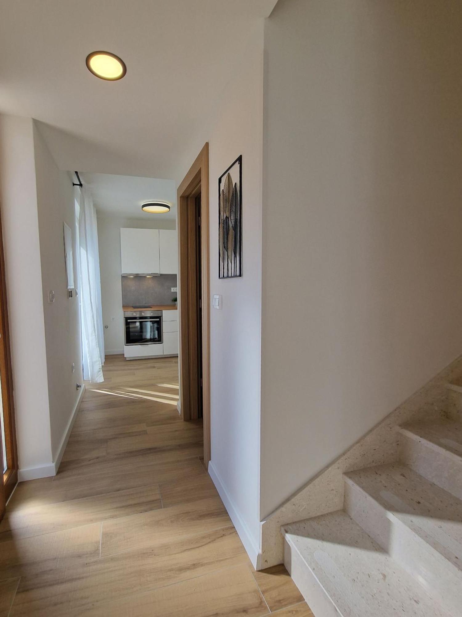 Apartments Miamare プリモシュテン エクステリア 写真