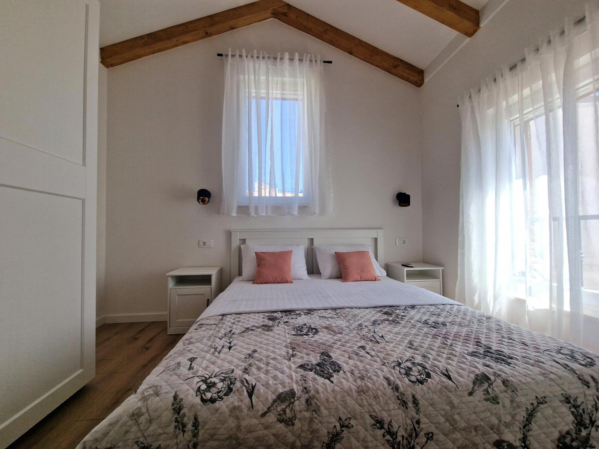 Apartments Miamare プリモシュテン エクステリア 写真